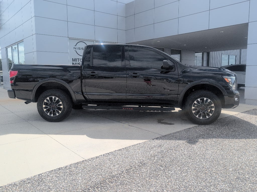 2024 Nissan Titan Crew Cab PRO-4X®
