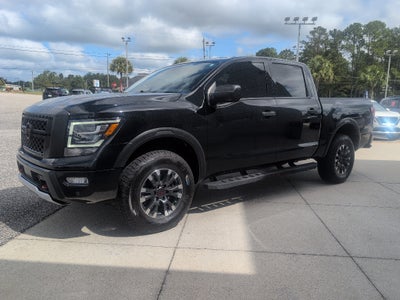 2024 Nissan Titan Crew Cab PRO-4X®