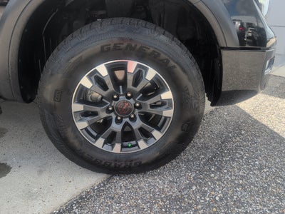 2024 Nissan Titan Crew Cab PRO-4X®
