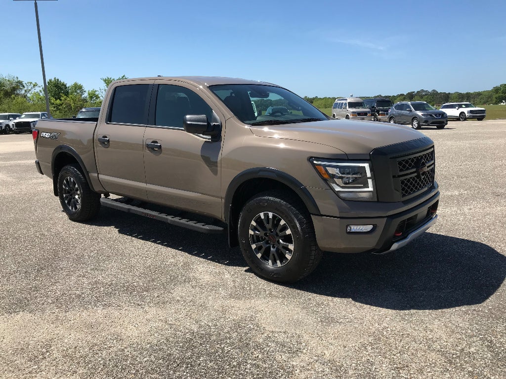 2024 Nissan Titan Crew Cab PRO-4X®