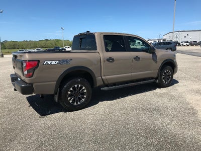 2024 Nissan Titan Crew Cab PRO-4X®