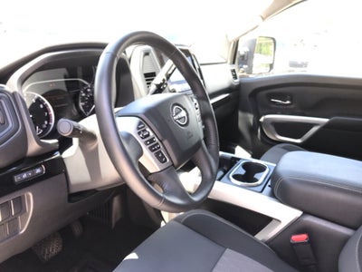 2024 Nissan Titan Crew Cab SV