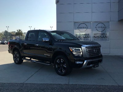 2023 Nissan Titan Platinum Reserve