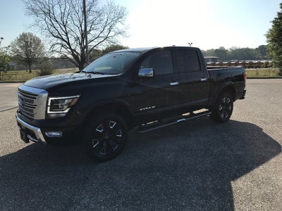 2023 Nissan Titan Platinum Reserve