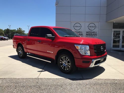 2024 Nissan Titan Crew Cab SV