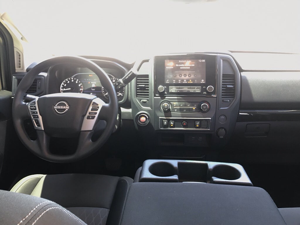 2024 Nissan Titan Crew Cab SV
