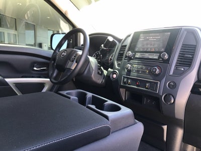 2024 Nissan Titan Crew Cab SV