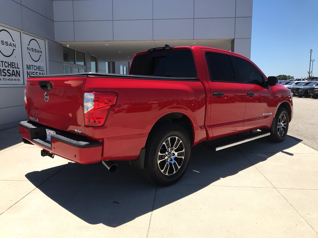 2024 Nissan Titan Crew Cab SV