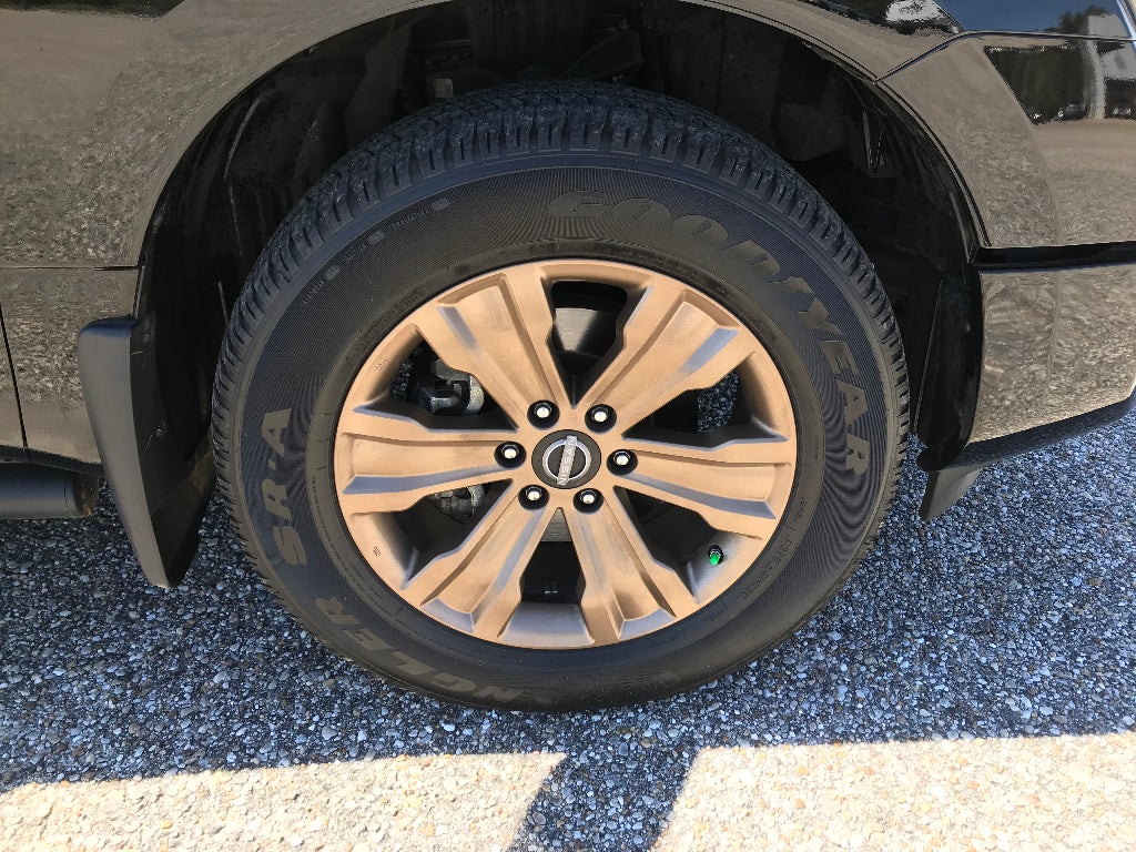 2024 Nissan Titan Crew Cab SV