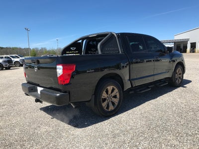 2024 Nissan Titan Crew Cab SV