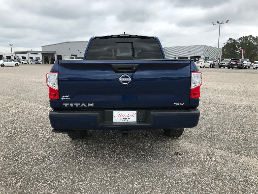 2024 Nissan Titan Crew Cab SV