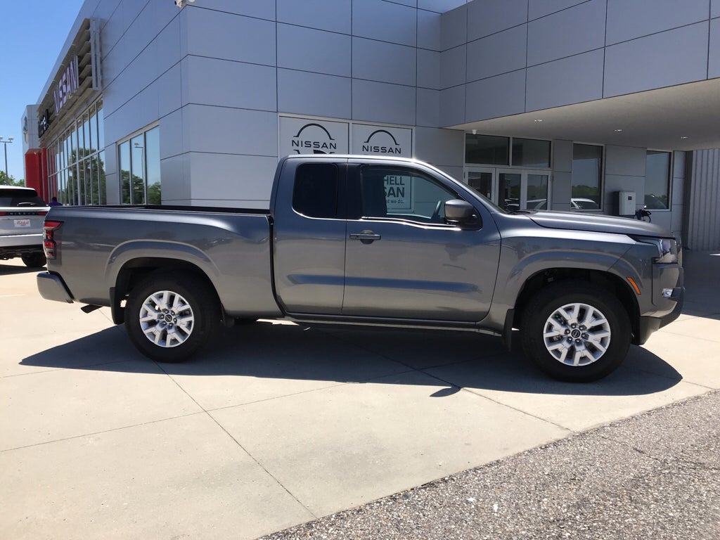 2024 Nissan Frontier King Cab® SV