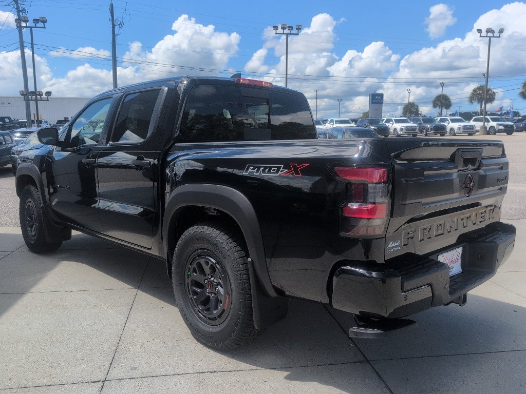 2027 Nissan Frontier Crew Cab PRO-X®