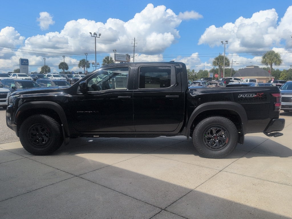 2027 Nissan Frontier Crew Cab PRO-X®