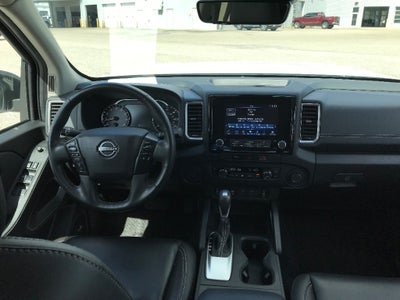 2024 Nissan Frontier Crew Cab SL