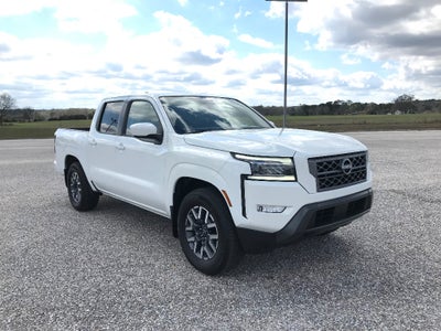 2024 Nissan Frontier Crew Cab SL