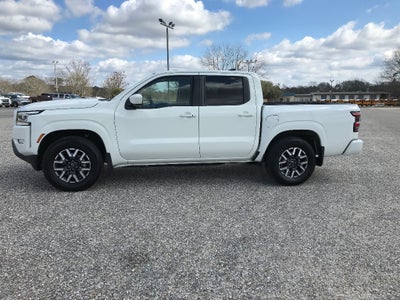 2024 Nissan Frontier Crew Cab SL