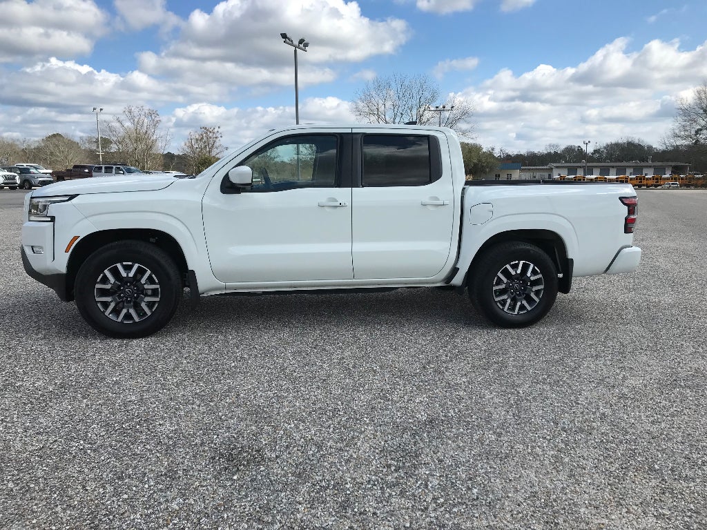 2024 Nissan Frontier Crew Cab SL