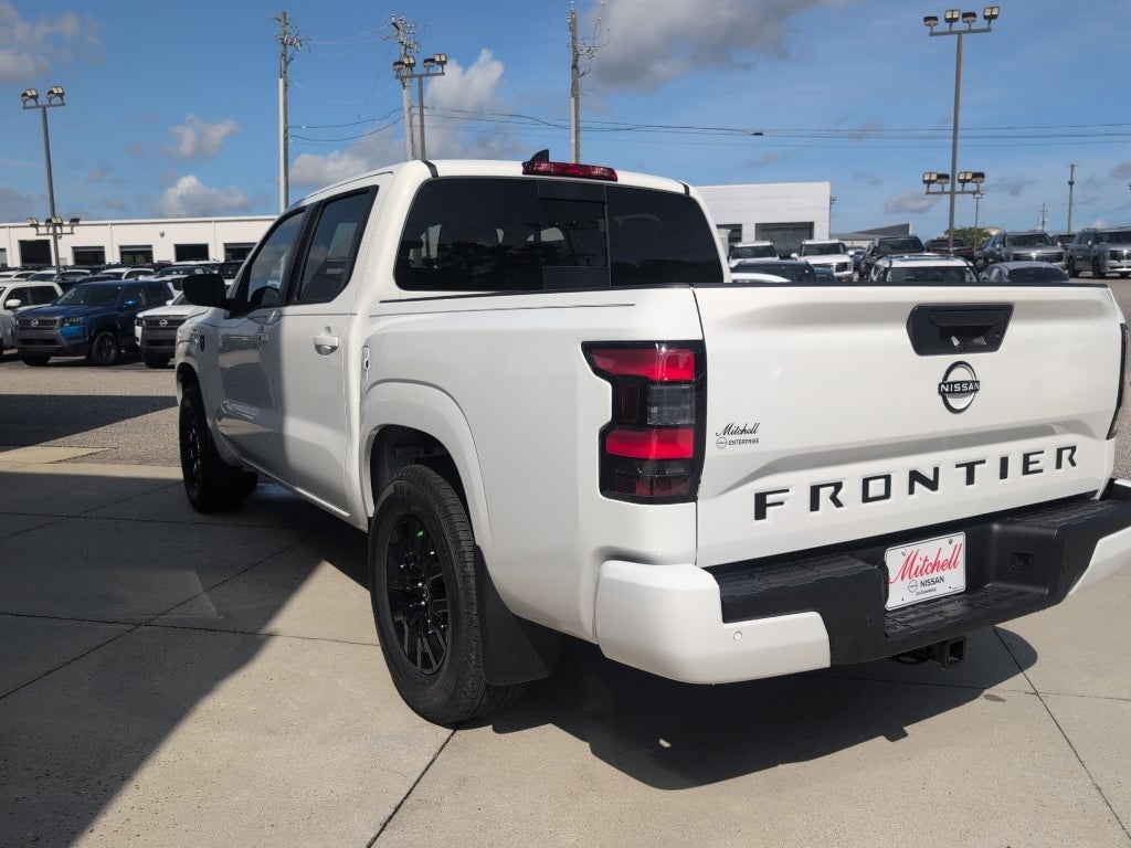 2026 Nissan Frontier Crew Cab SV