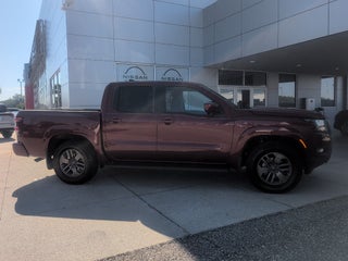 2025 Nissan Frontier Crew Cab SV