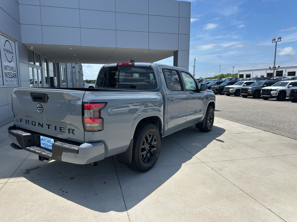 2026 Nissan Frontier Crew Cab SV