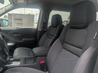 2027 Nissan Frontier Crew Cab SV