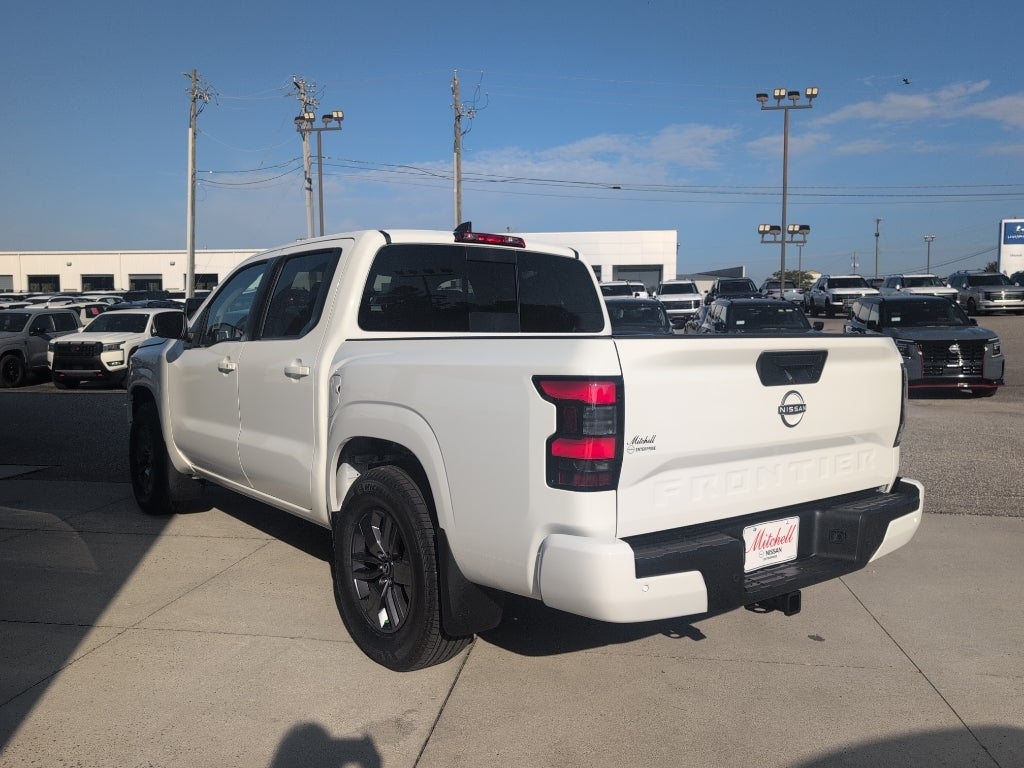 2026 Nissan Frontier Crew Cab SV
