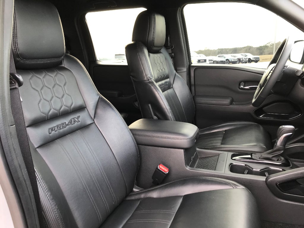 2022 Nissan Frontier Crew Cab PRO-4X®