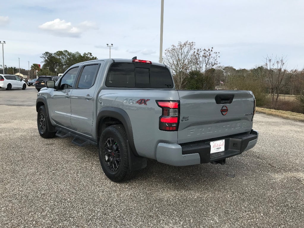 2022 Nissan Frontier Crew Cab PRO-4X®