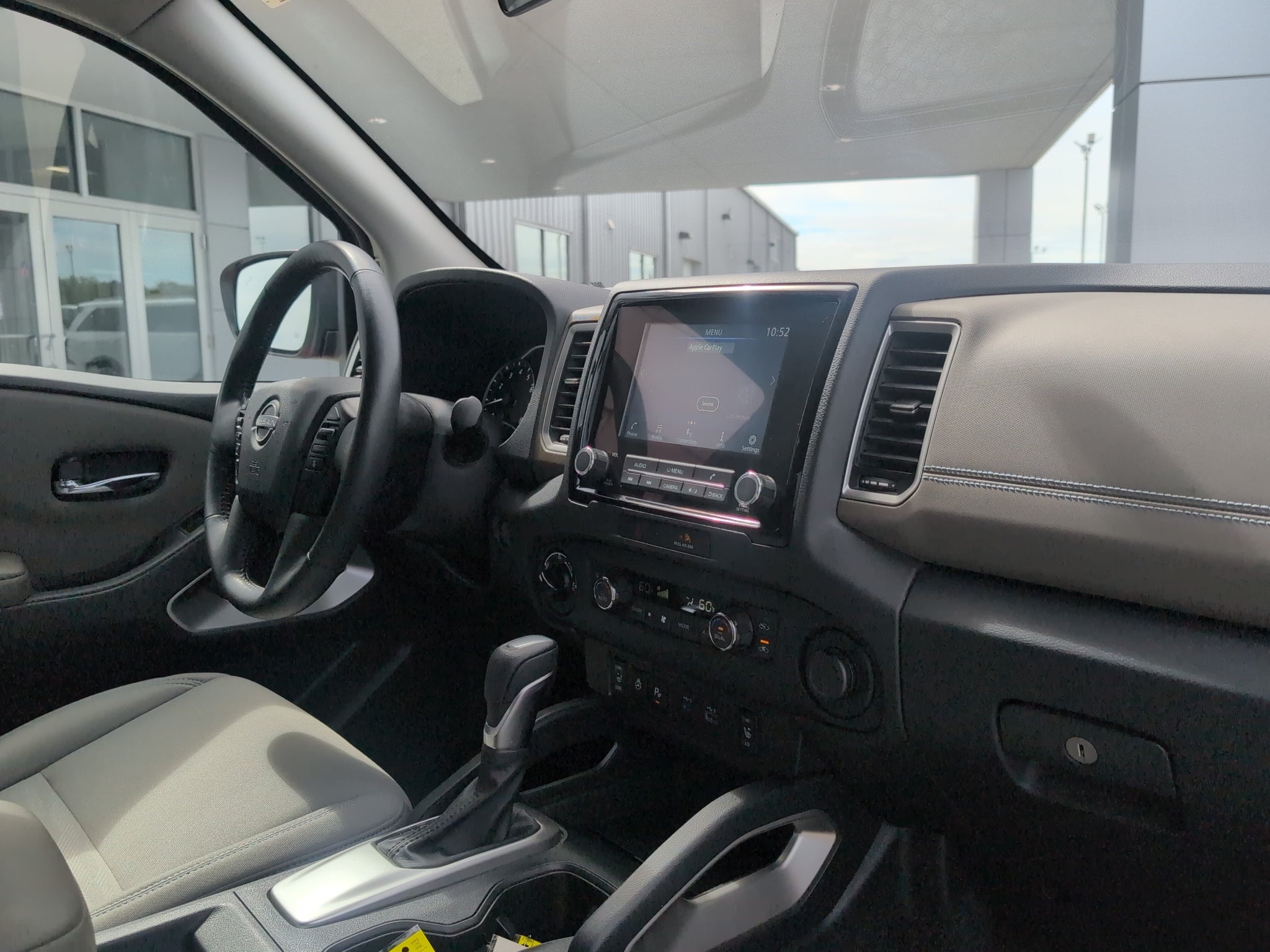 2022 Nissan Frontier Crew Cab SV