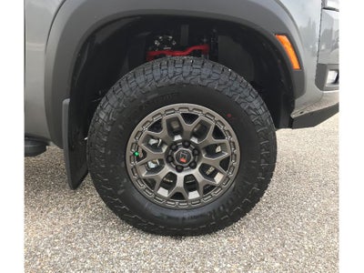 2026 Nissan Frontier PRO-4X w/R Package