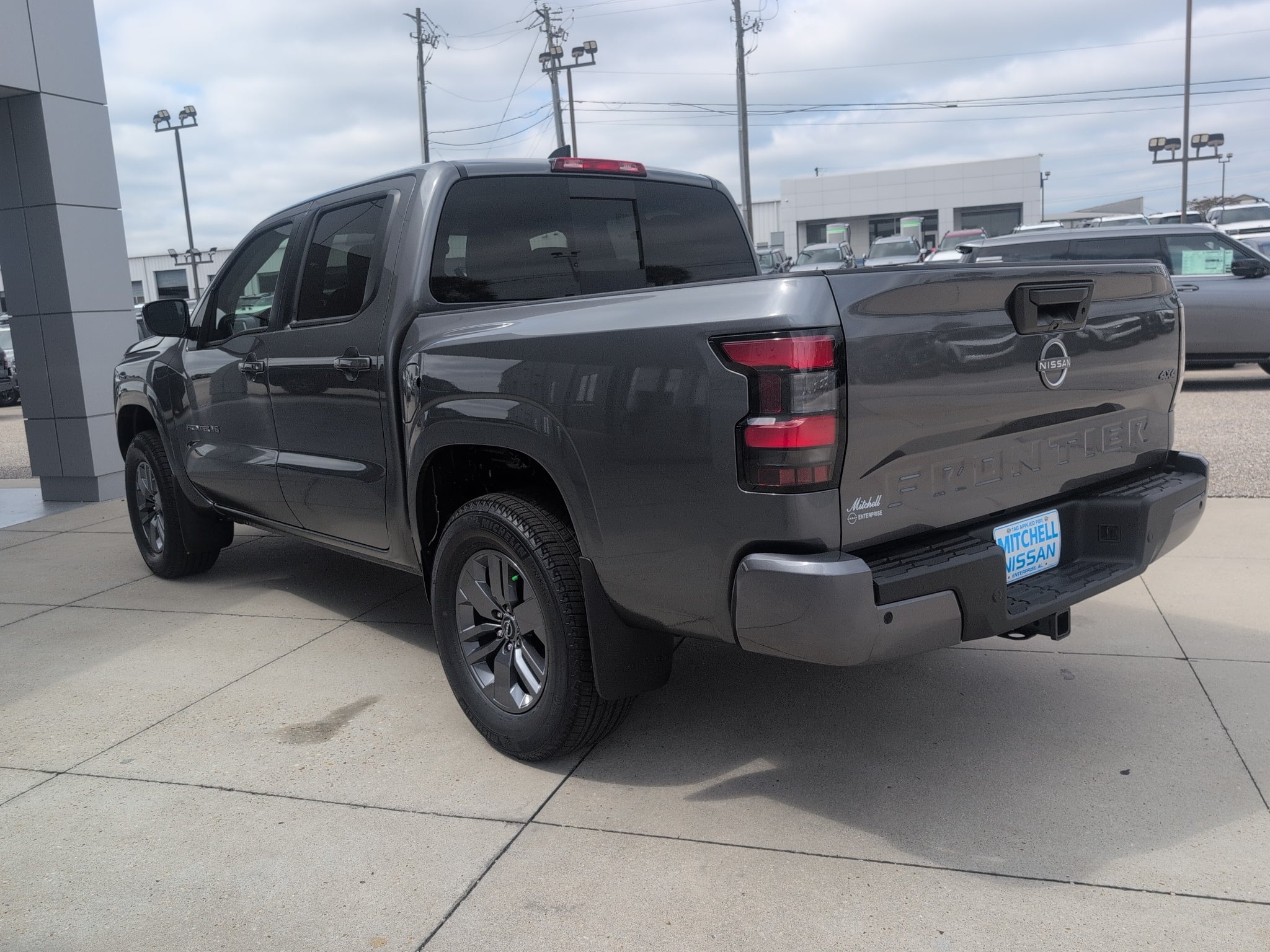2027 Nissan Frontier Crew Cab SV