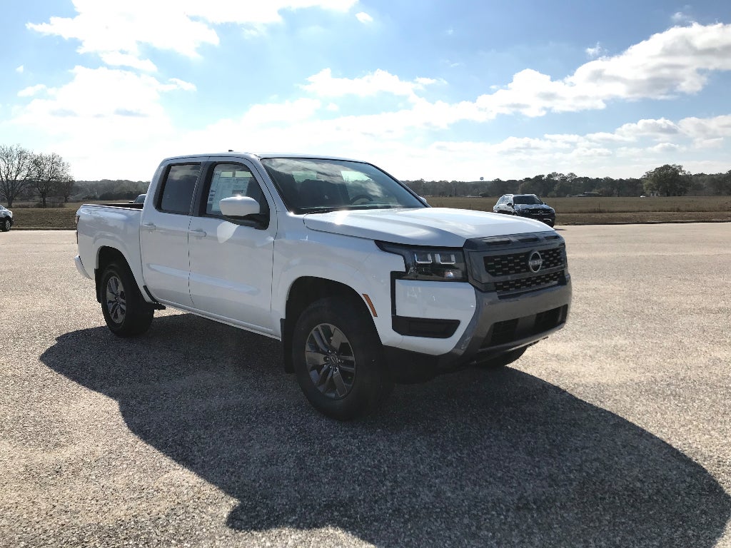 2026 Nissan Frontier Crew Cab SV