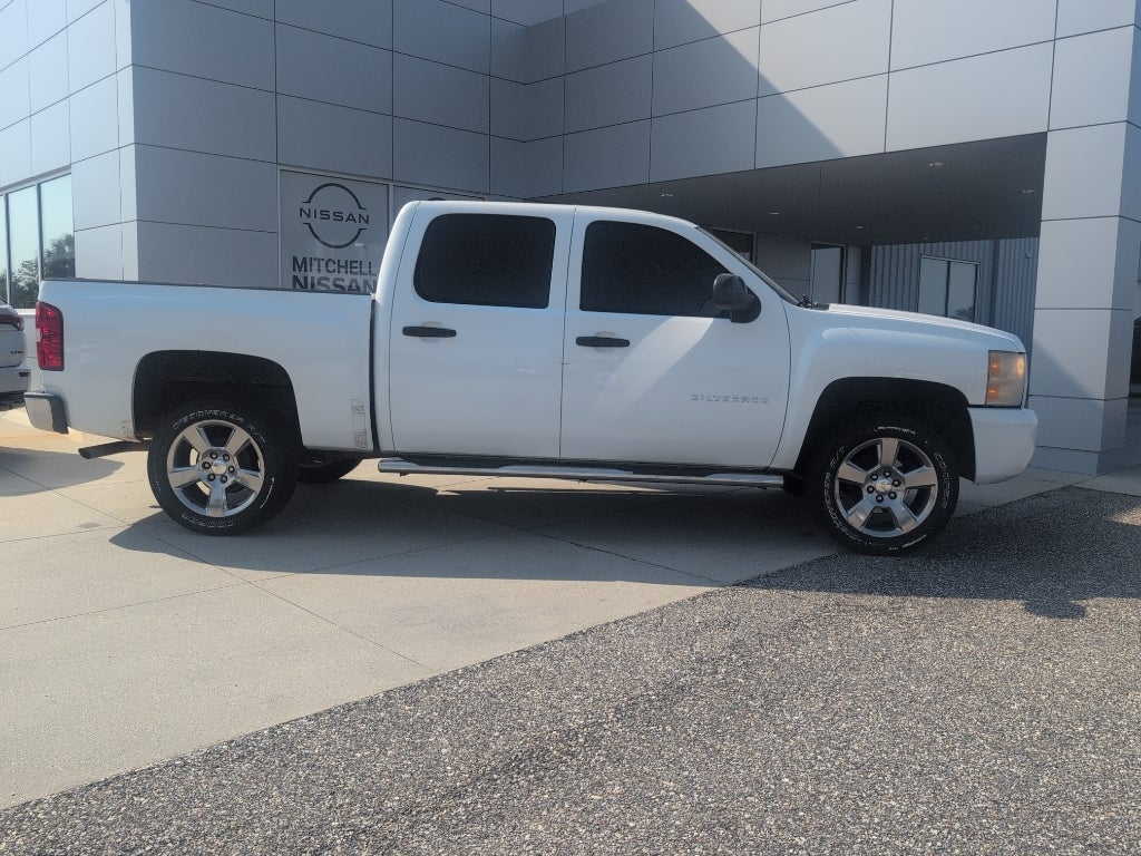 Used 2011 Chevrolet Silverado 1500 Work Truck with VIN 3GCPCPEA1BG139097 for sale in Enterprise, AL