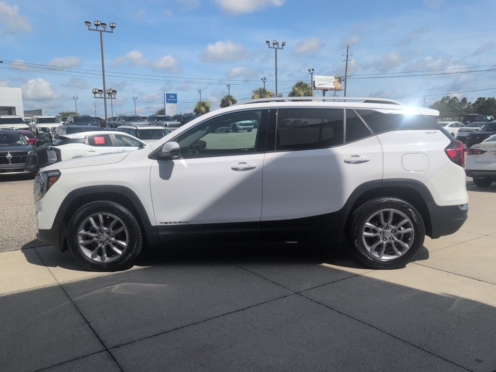 2022 GMC Terrain SLT