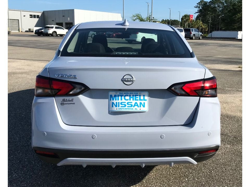 2025 Nissan Versa SV