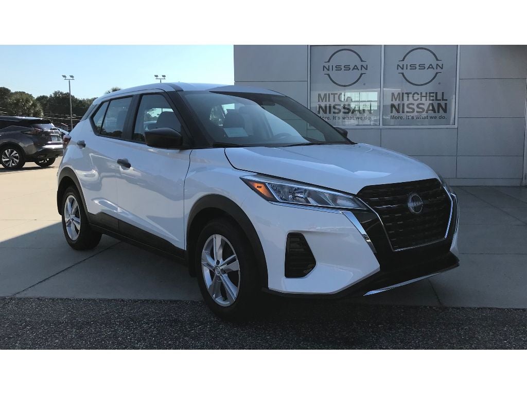 2025 Nissan Kicks Play S