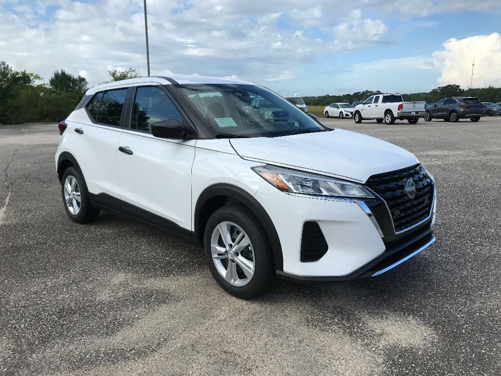 2025 Nissan Kicks Play S