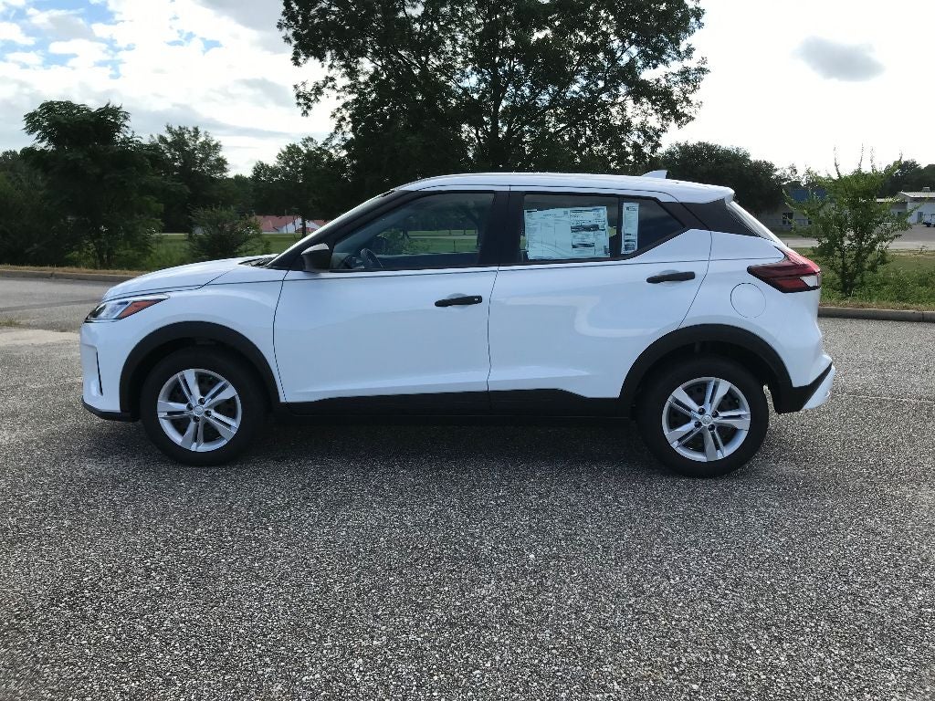 2025 Nissan Kicks Play S