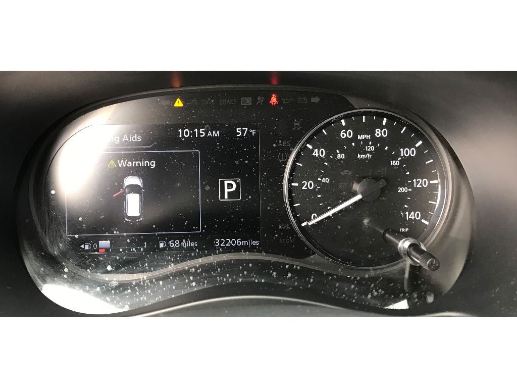 2022 Nissan Kicks SR