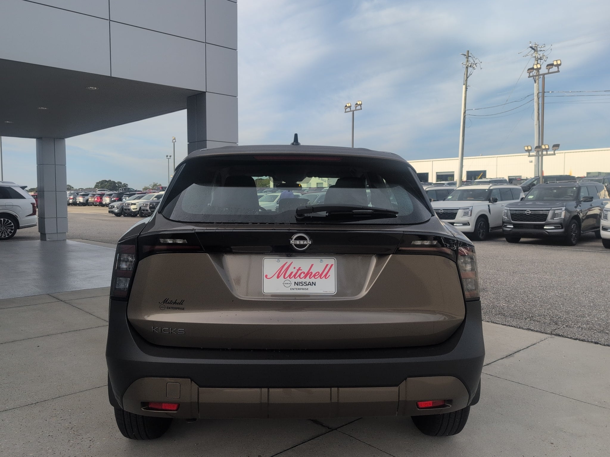 2027 Nissan Kicks S