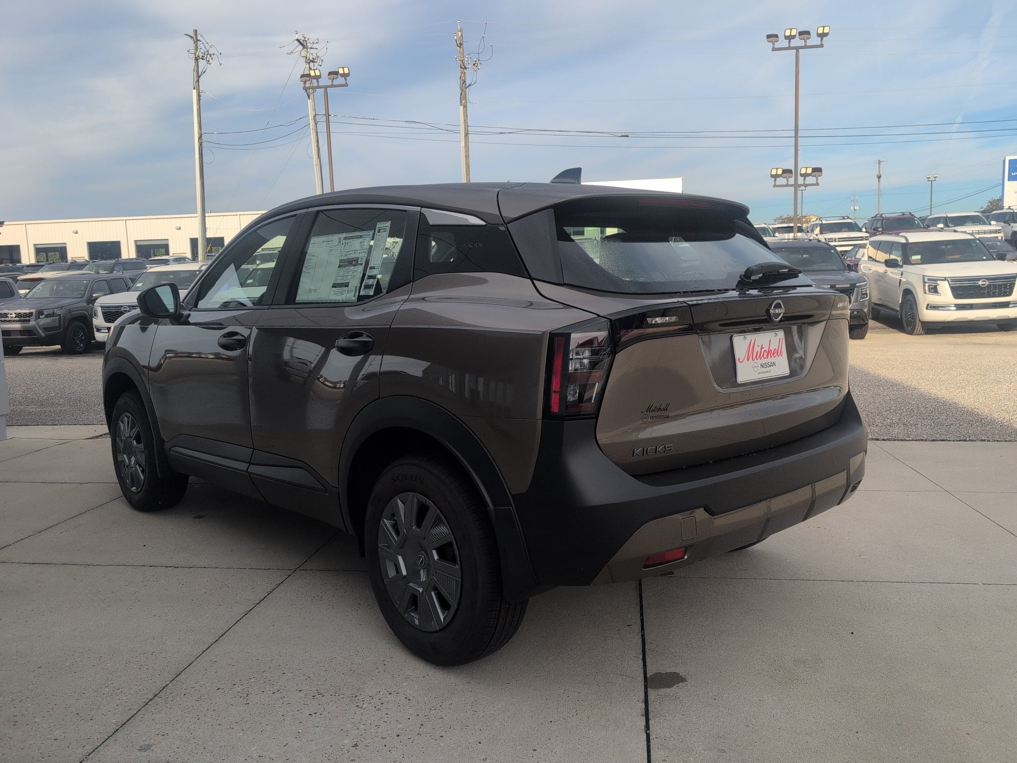 2027 Nissan Kicks S