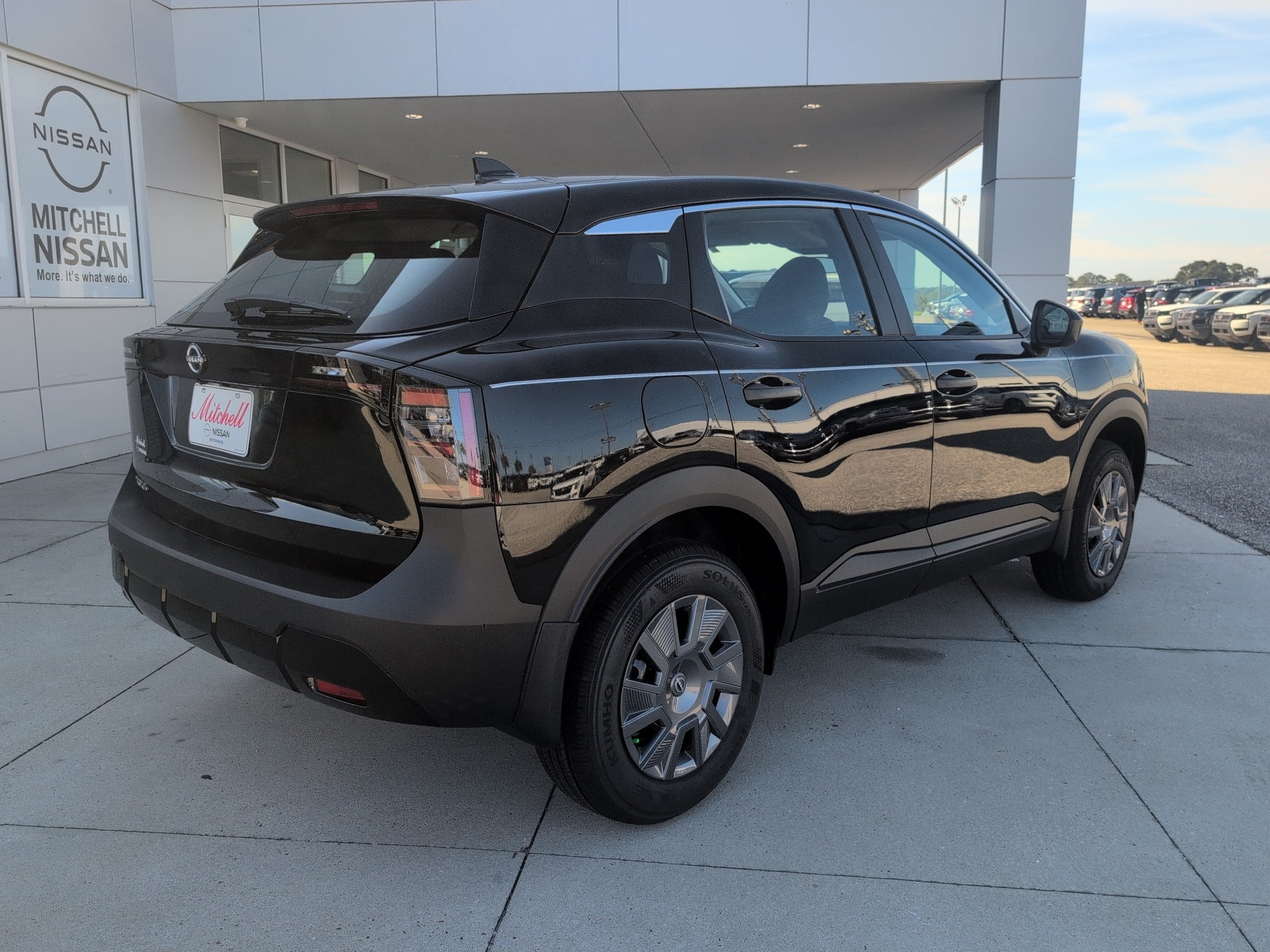 2027 Nissan Kicks S