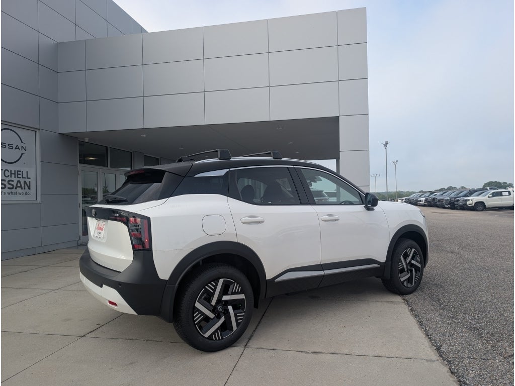 2027 Nissan Kicks SV