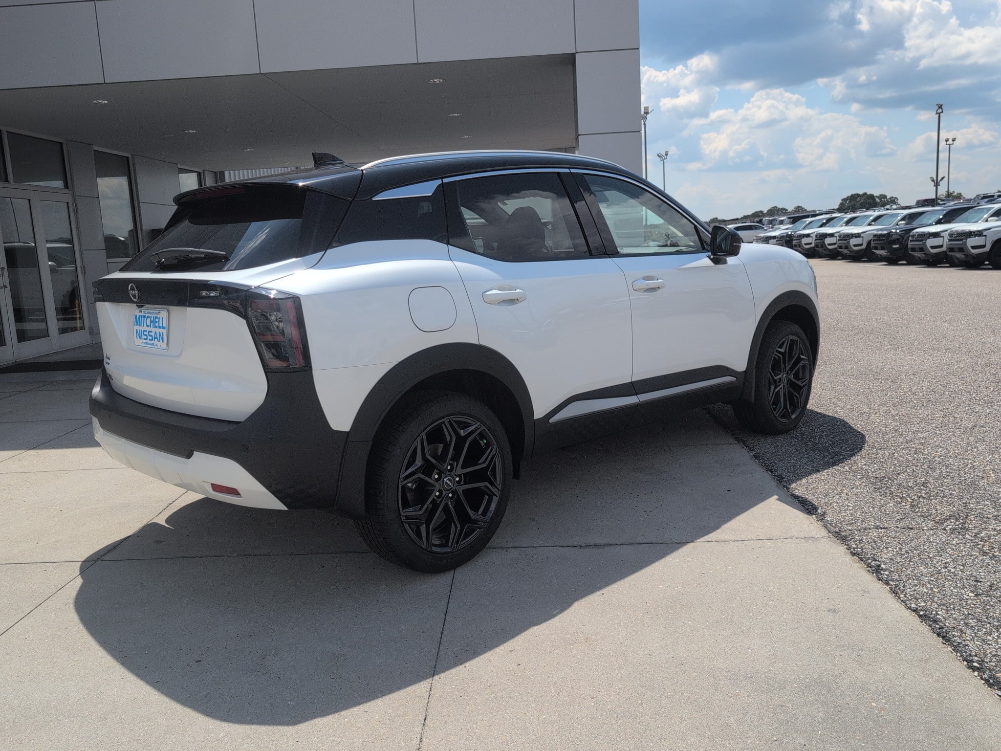 2027 Nissan Kicks SR