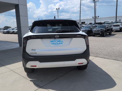 2027 Nissan Kicks SR