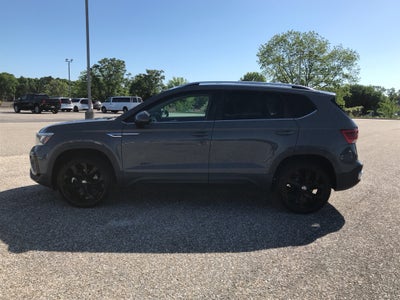 2022 Volkswagen Taos SE