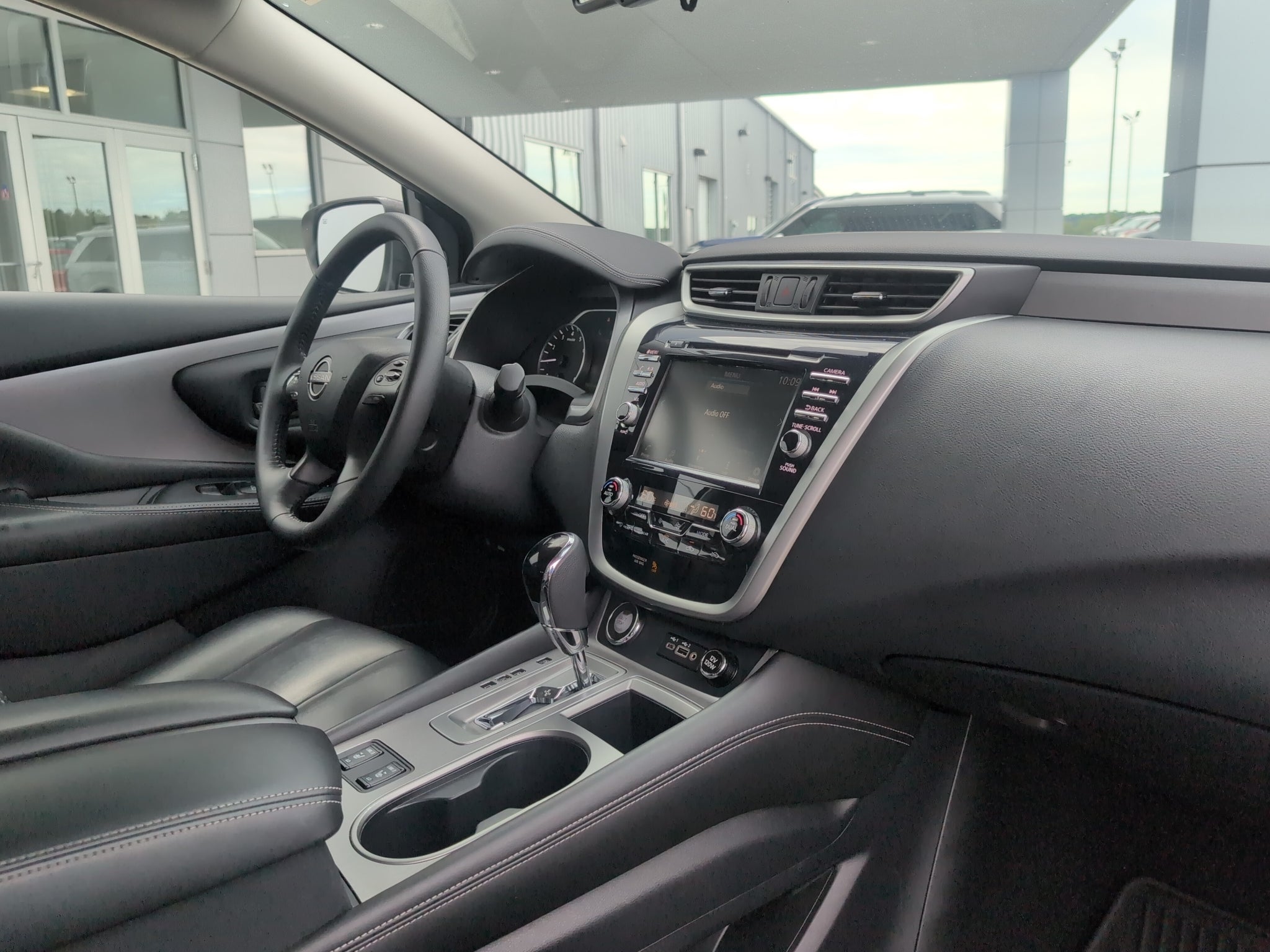 2023 Nissan Murano SV