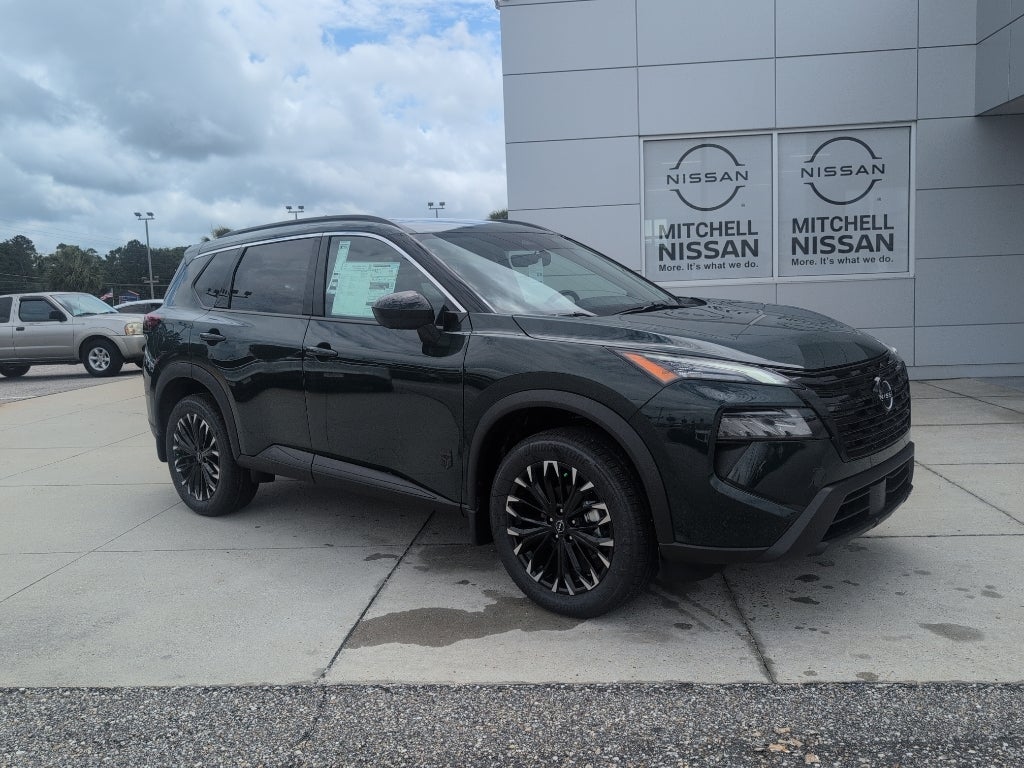 2026 Nissan Rogue Dark Armor's photo