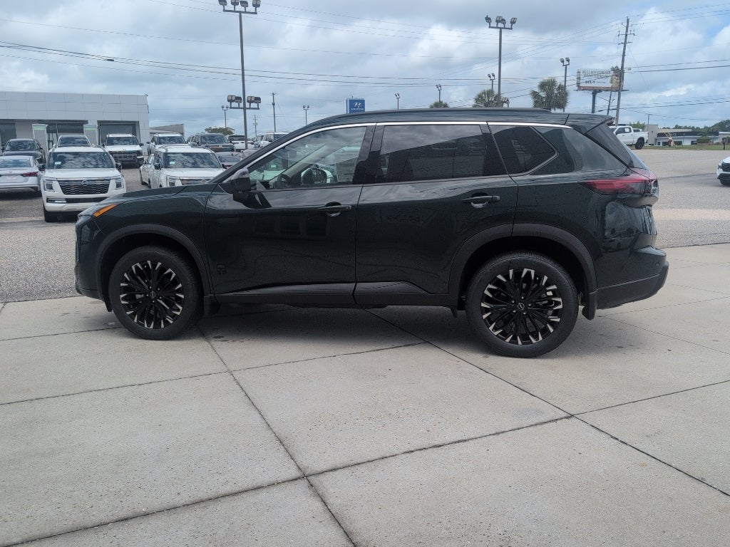 2026 Nissan Rogue Dark Armor™